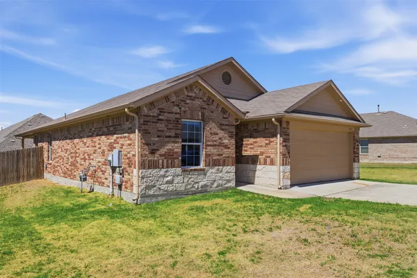 $1,950 | 149 Dusky Thrush Drive, Kyle, TX 78640