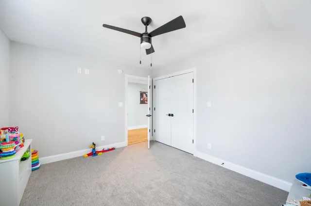 a picture of a wall with a white wall