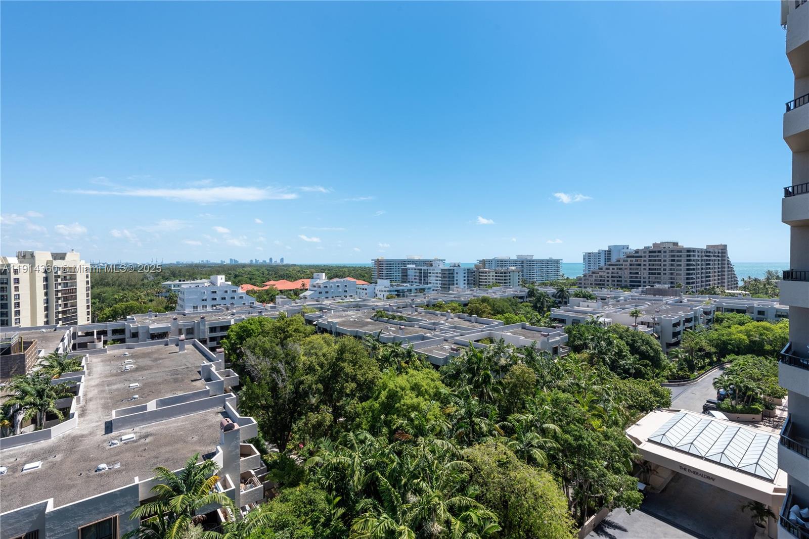 151 Crandon Boulevard, Unit 1036 Key Biscayne, FL 33149 - Photo 19 of 28 a view of a city