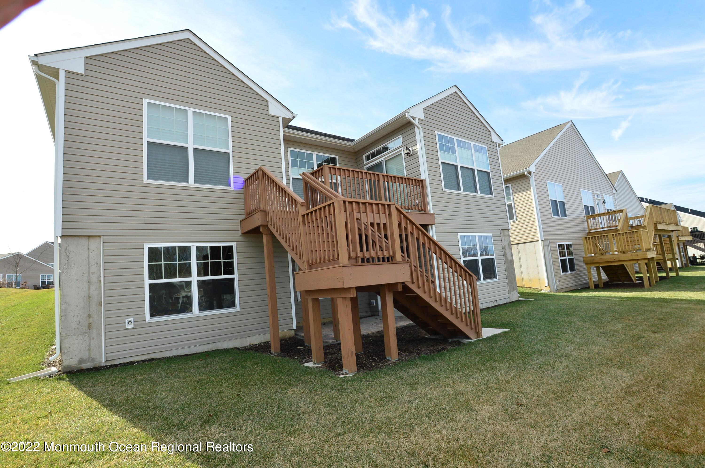 50 Riva Ridge Road Manalapan, NJ 07726 - Photo 32 of 54 Multi Lever Deck