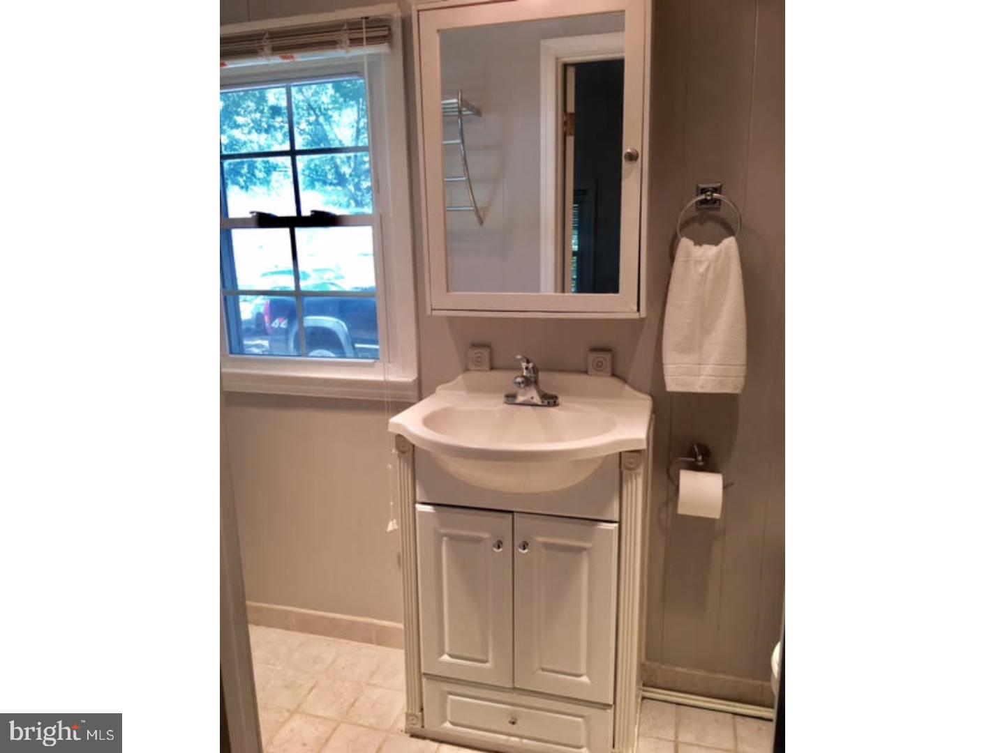 875 Centerton Road Mount Laurel, NJ 08054 - Photo 12 of 23 Bathroom