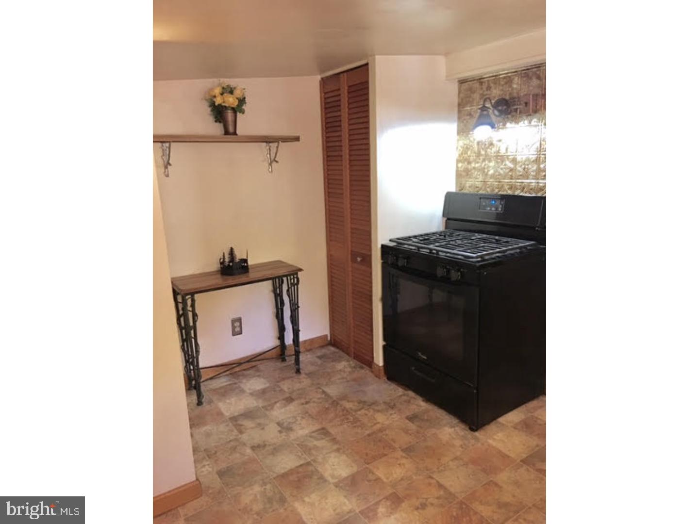 875 Centerton Road Mount Laurel, NJ 08054 - Photo 10 of 23 Kitchen