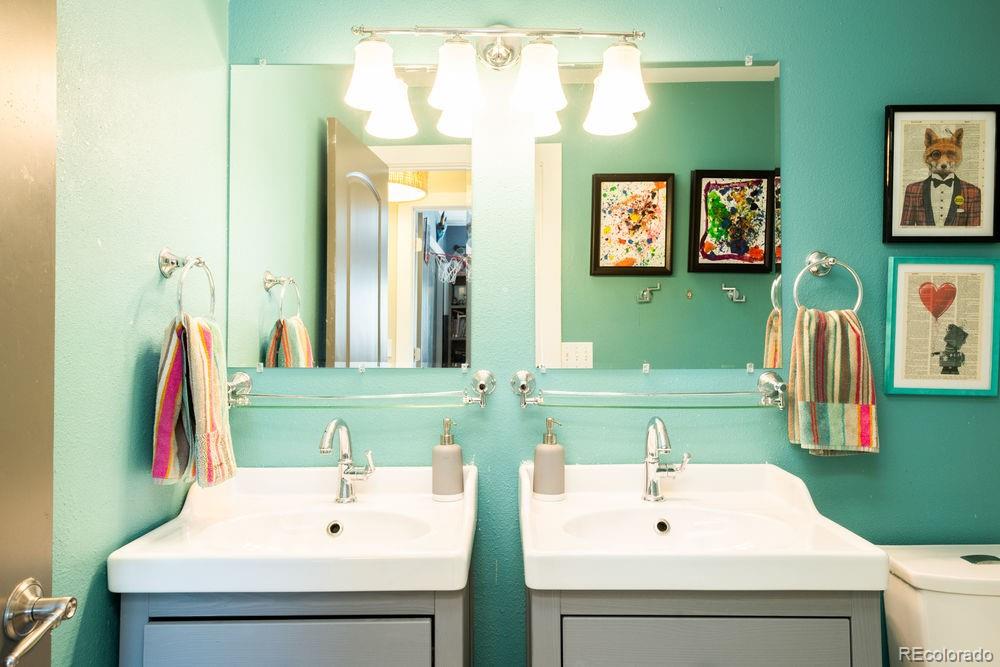 83 Prairie Ridge Road Highlands Ranch, CO 80126 - Photo 25 of 38