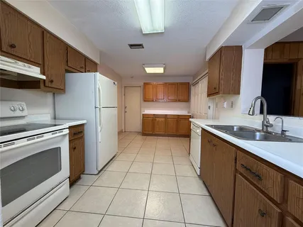 $2,500 | 7508 Northwest 67th Avenue, Tamarac, FL 33321