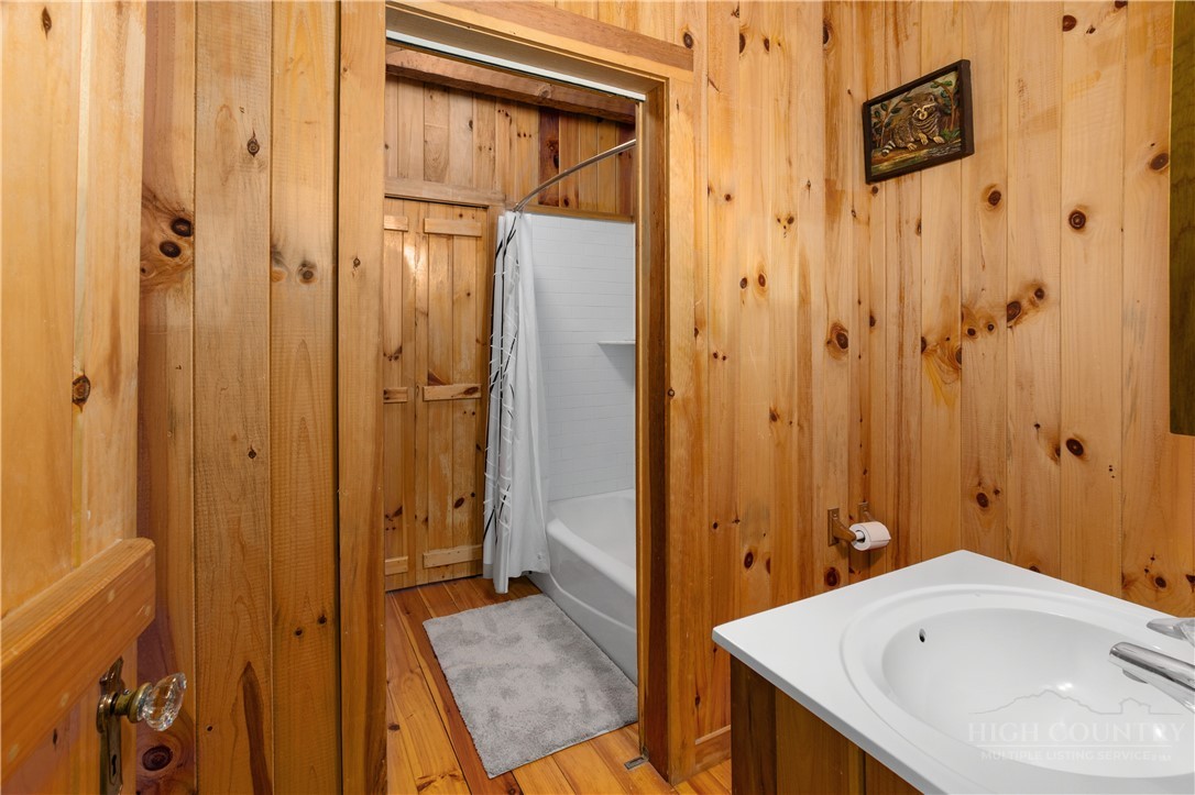 826 River Ridge Road Boone, NC 28607 - Photo 16 of 50