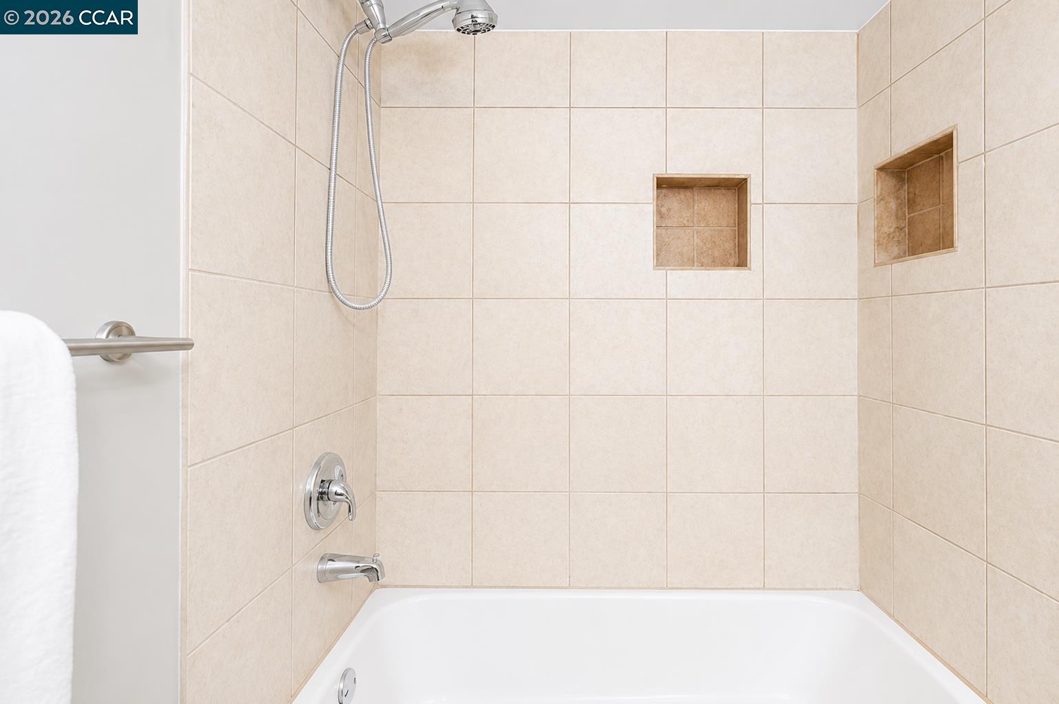 2031 Sierra Road, Unit 5 Concord, CA 94518 - Photo 9 of 16