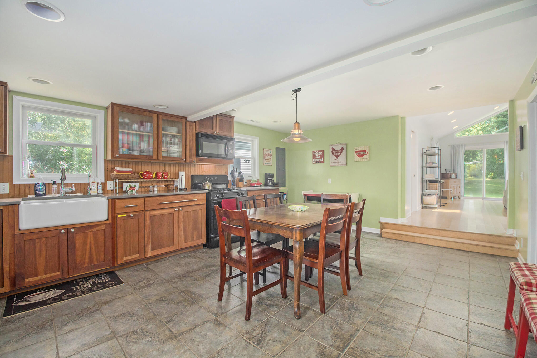 6271 Kruger Road Three Oaks, MI 49128 - Photo 8 of 25 IMG_1993