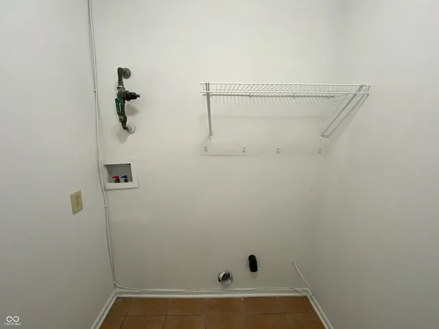 $1,725 | 6909 Earlswood Drive, Indianapolis, IN 46217