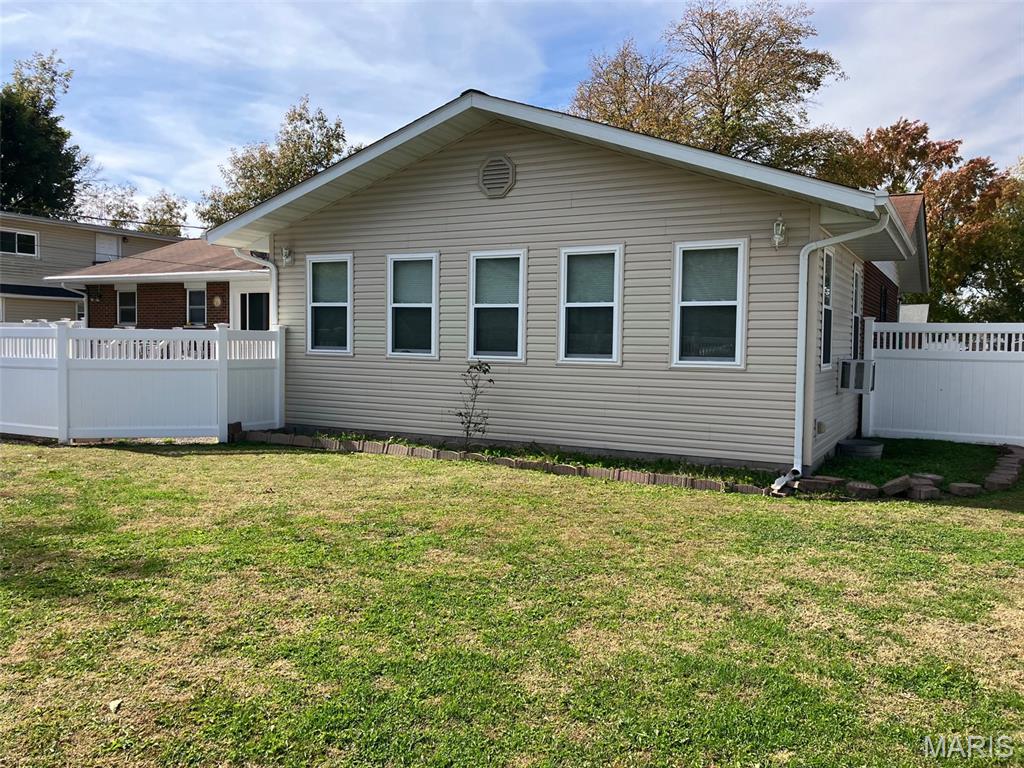 49 Walnut Circle Aviston, IL 62216 - Photo 13 of 16