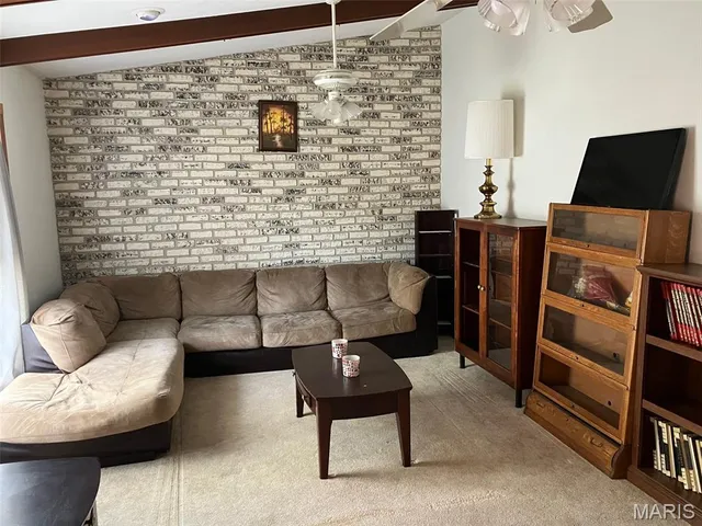 $224,900 | 49 Walnut Circle, Aviston, IL 62216