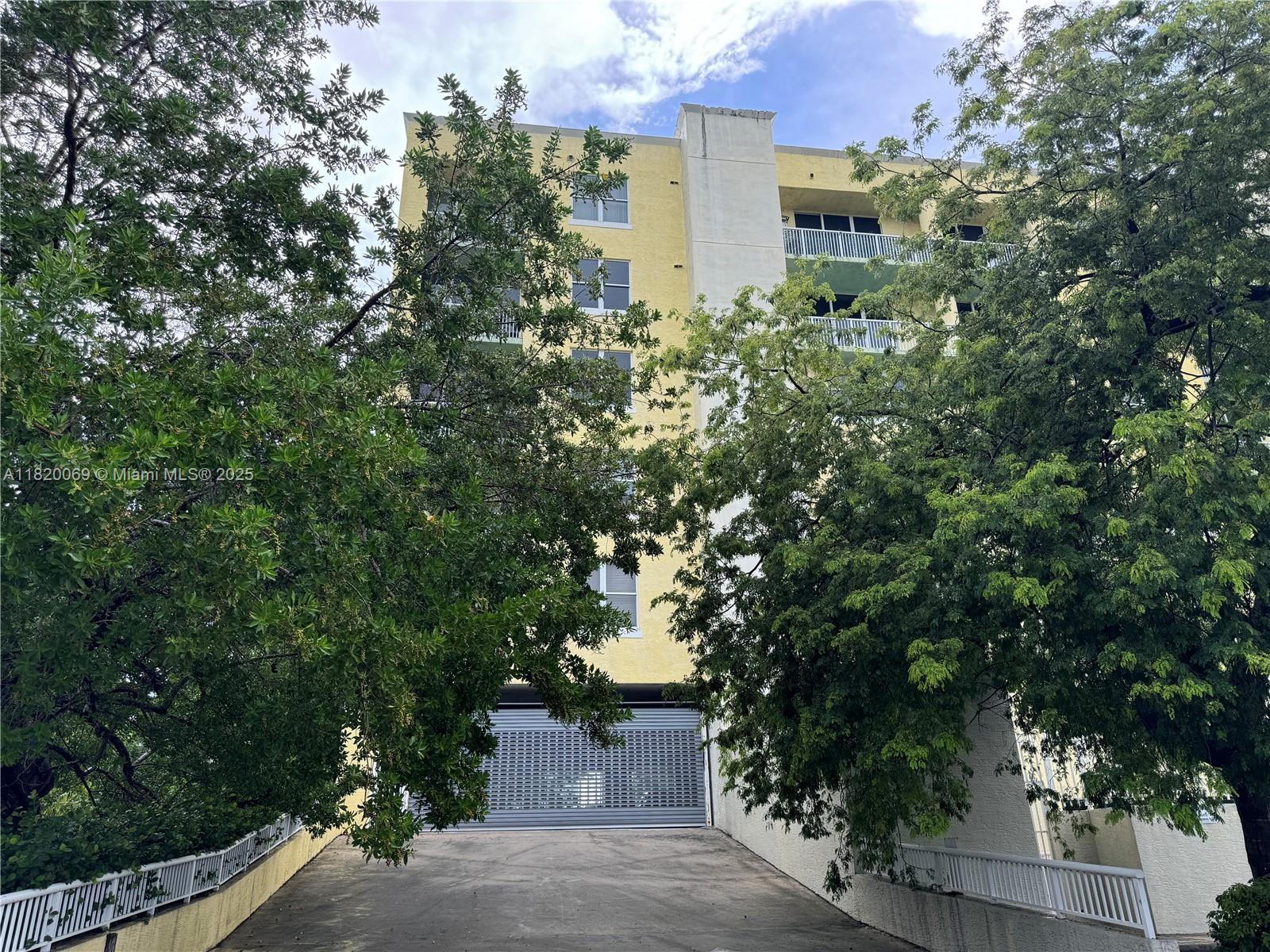 1350 Northwest 8th Court, Unit B35 Miami, FL 33136 - Photo 22 of 22 an aerial view of a house
