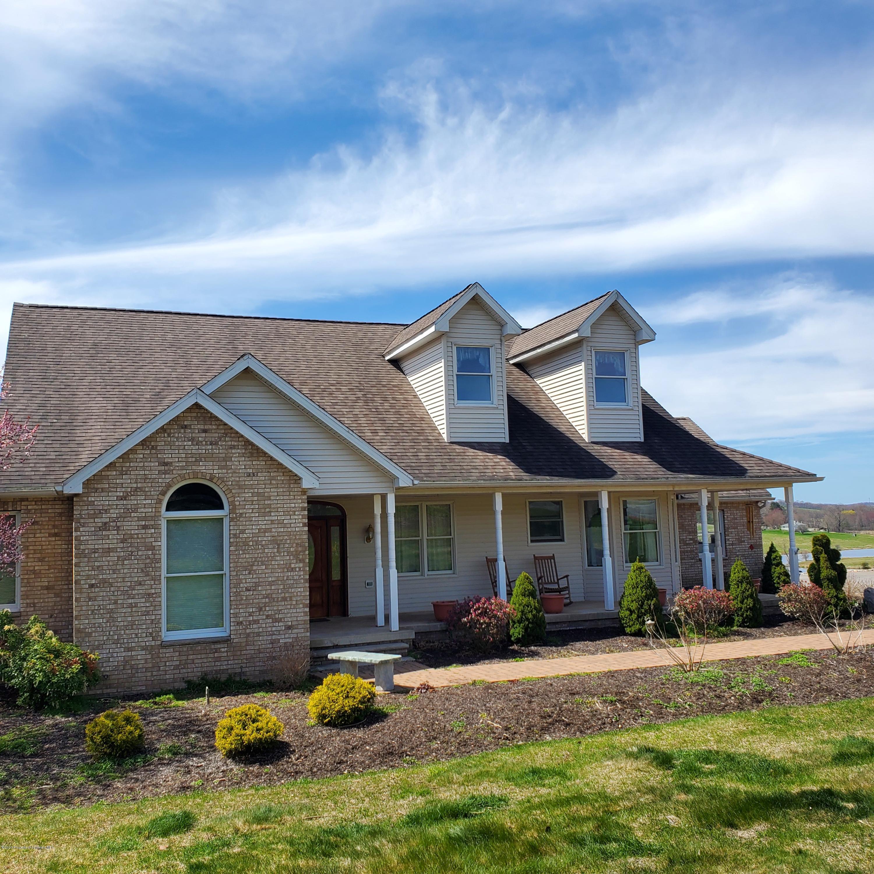 21 Pond Road Dalton, PA 18414 - Photo 2 of 55 Gallery Image 2