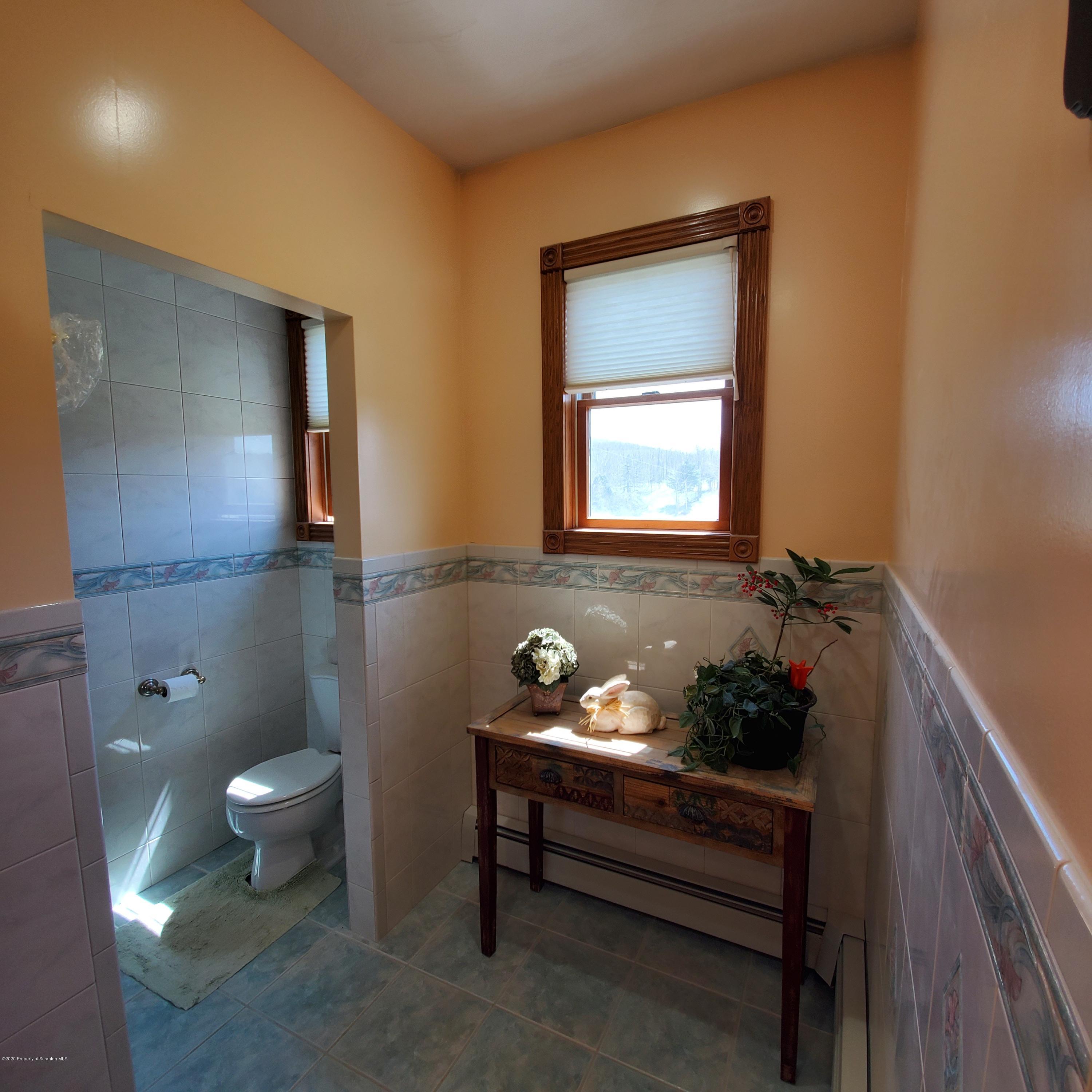 21 Pond Road Dalton, PA 18414 - Photo 28 of 55 Gallery Image 28