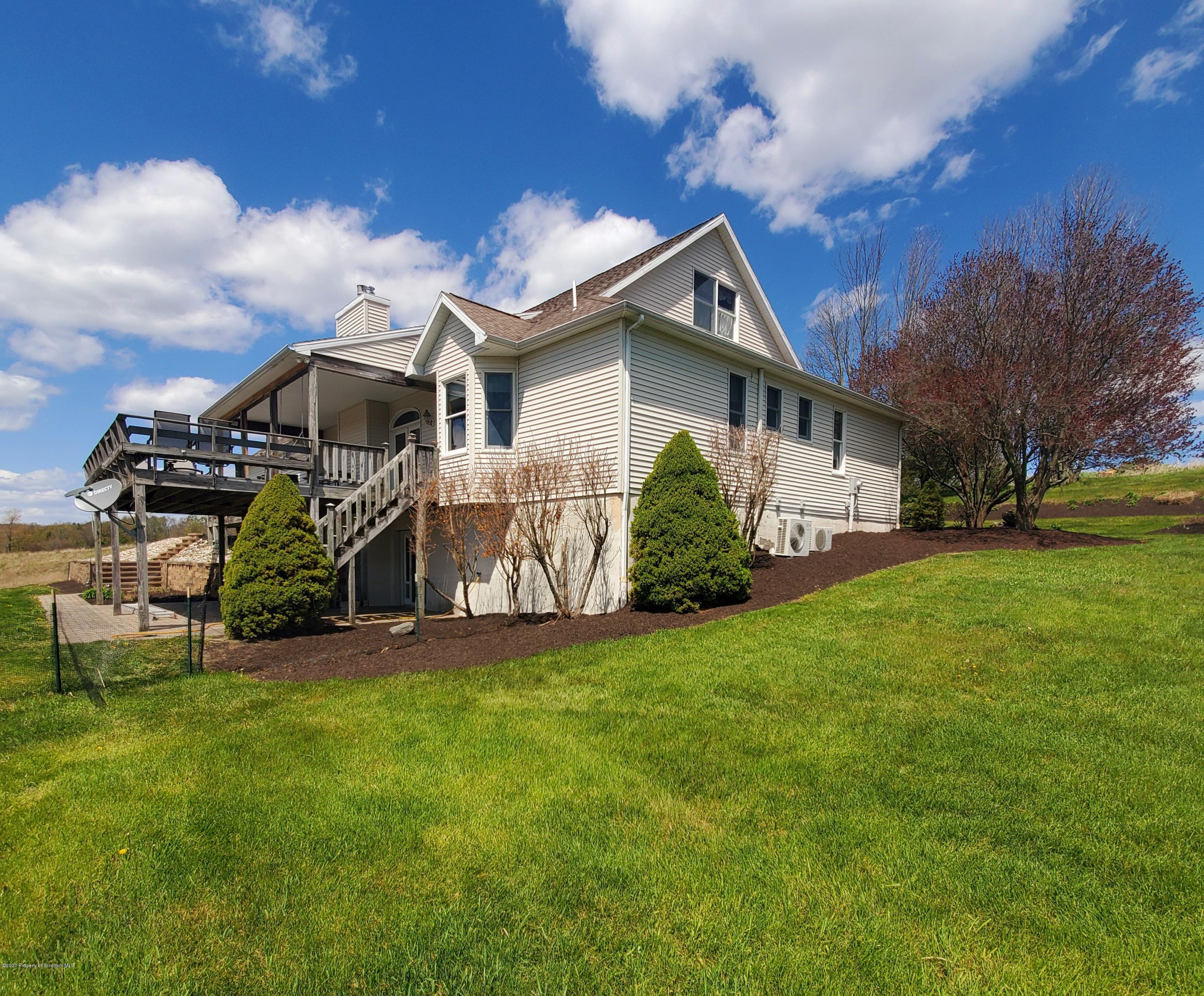 21 Pond Road Dalton, PA 18414 - Photo 3 of 55 Gallery Image 3