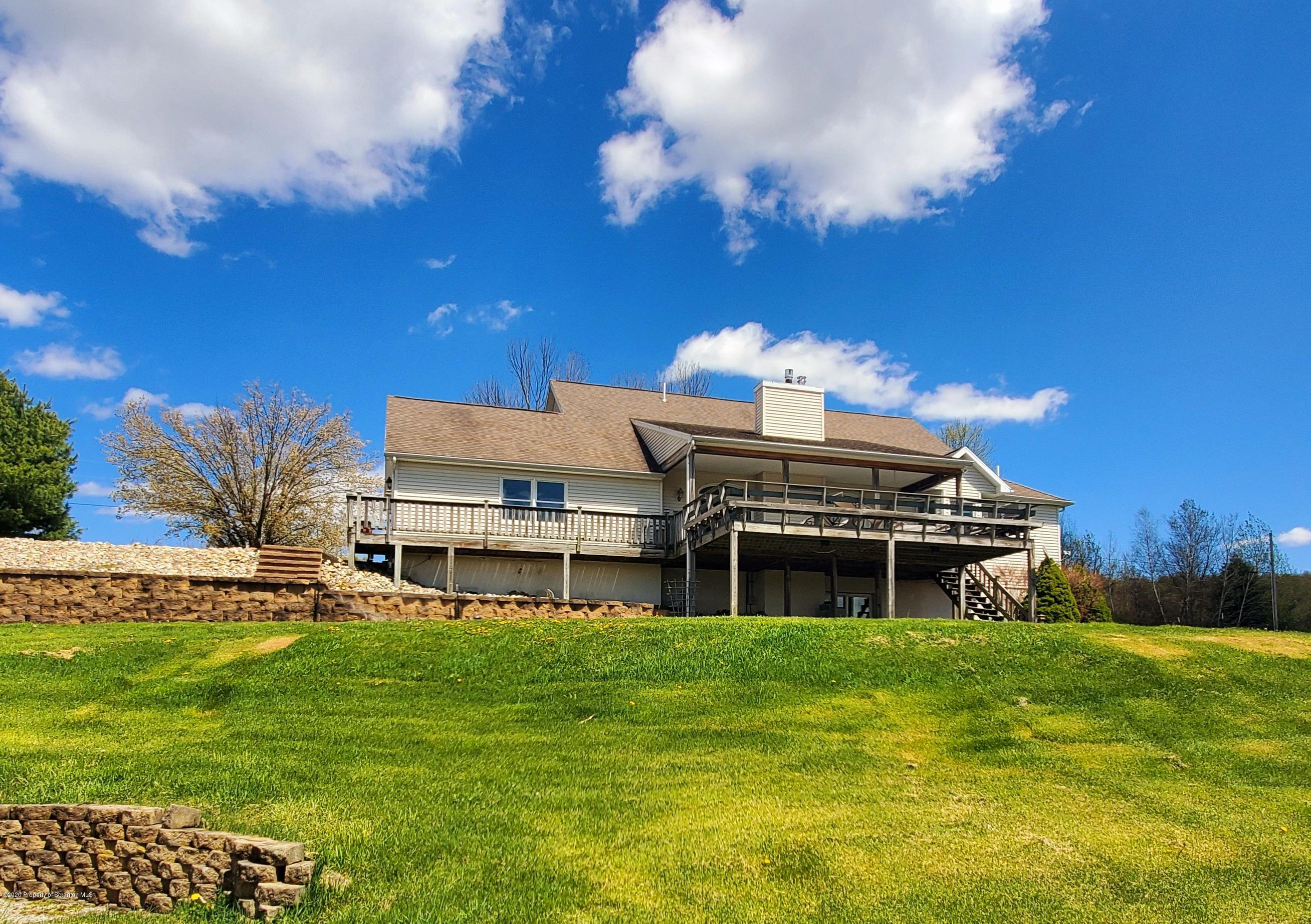 21 Pond Road Dalton, PA 18414 - Photo 4 of 55 Gallery Image 4