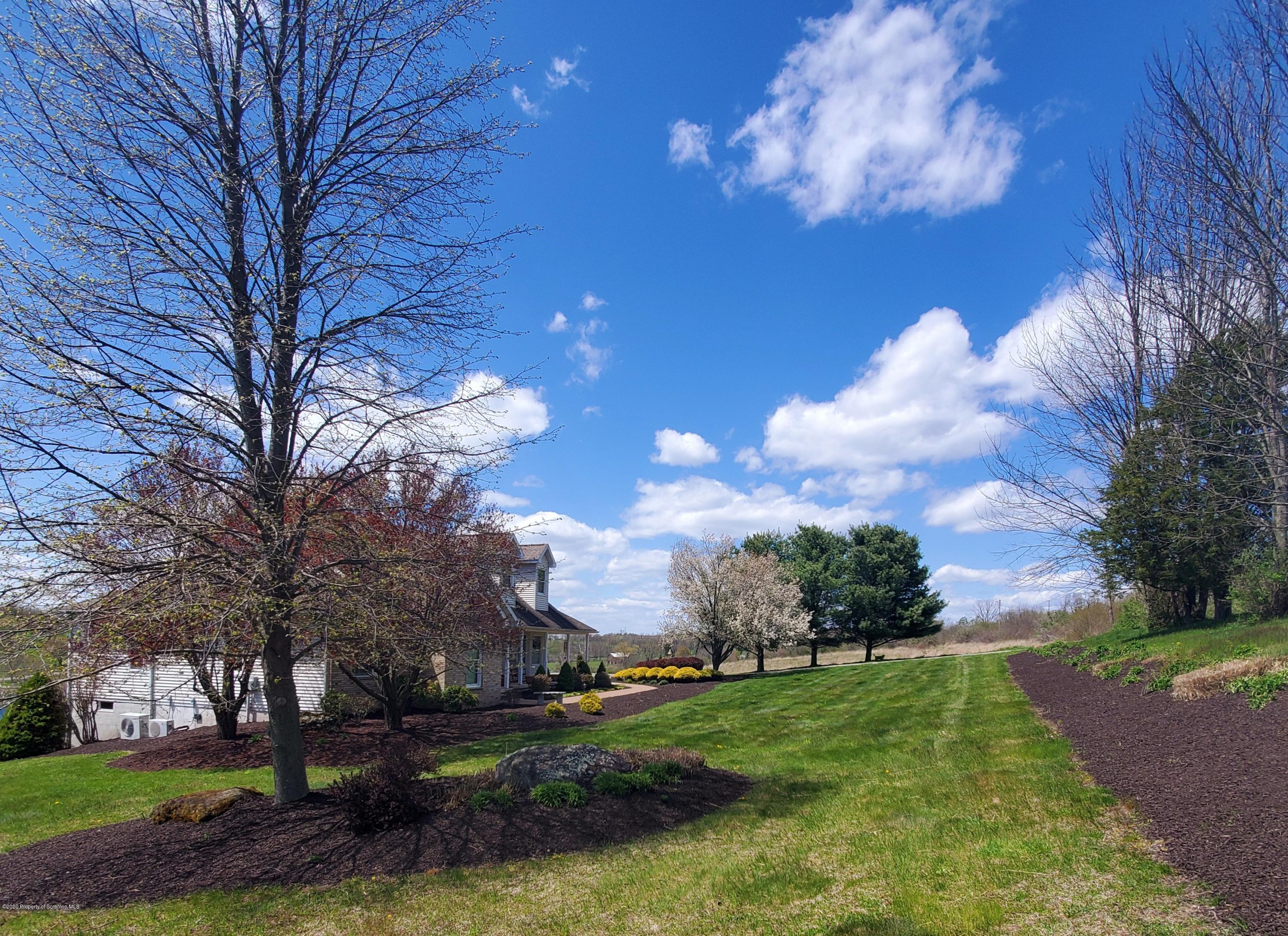 21 Pond Road Dalton, PA 18414 - Photo 8 of 55 Gallery Image 8