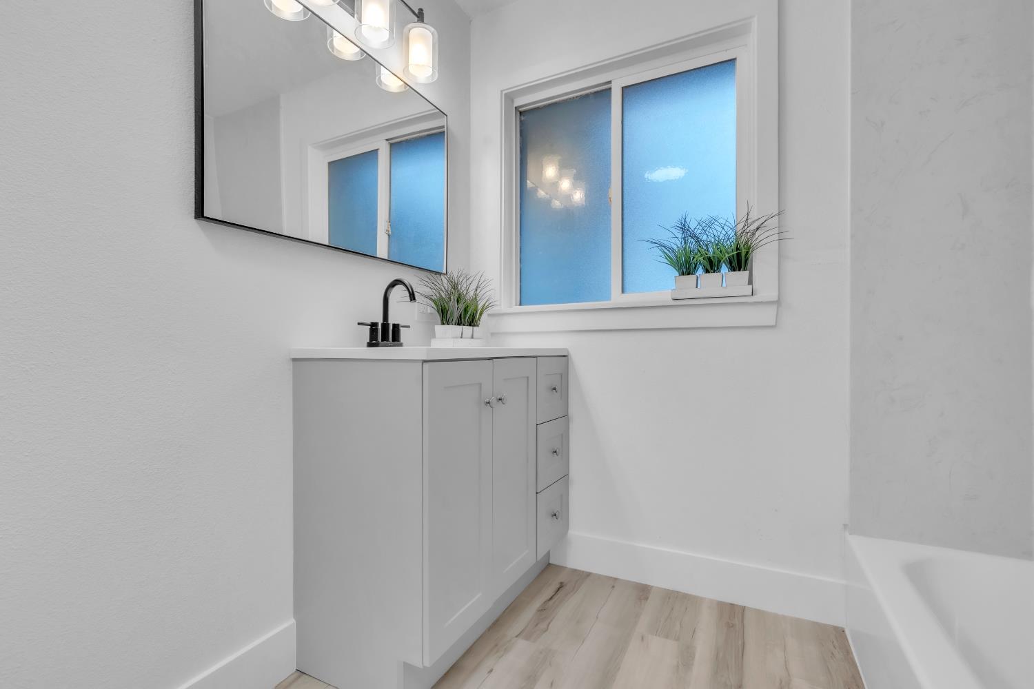 830 Flower Street Turlock, CA 95380 - Photo 19 of 33