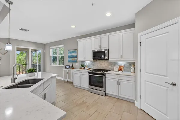 $719,000 | 7538 Divot Loop, Unit 2D, Lakewood Ranch, FL 34202