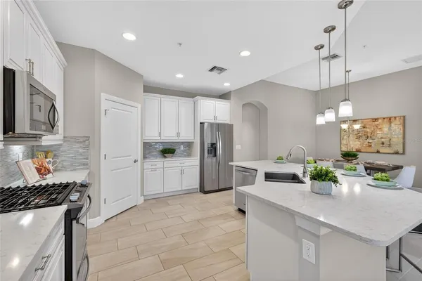 $719,000 | 7538 Divot Loop, Unit 2D, Lakewood Ranch, FL 34202
