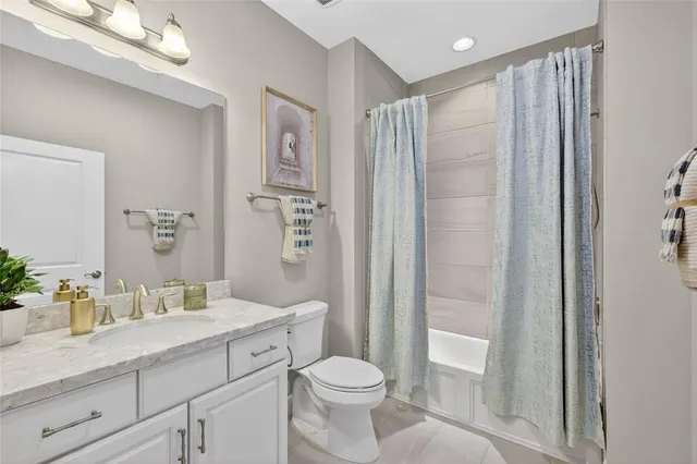 $795,000 | 7538 Divot Loop, Unit 2D, Lakewood Ranch, FL 34202