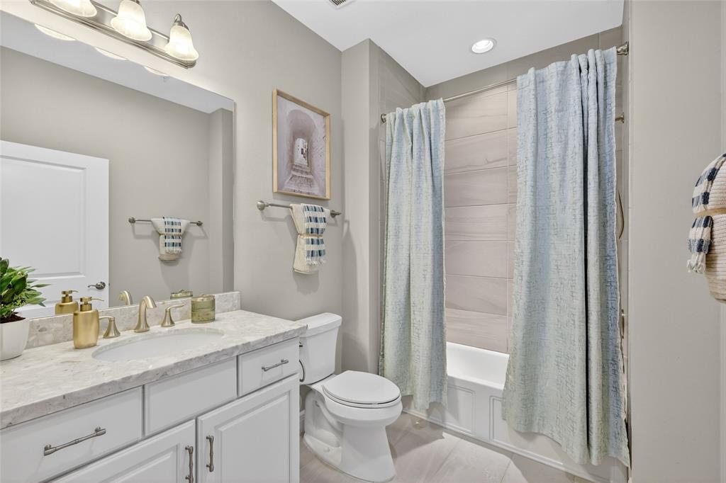 7538 Divot Loop, Unit 2D Lakewood Ranch, FL 34202 - Photo 22 of 69