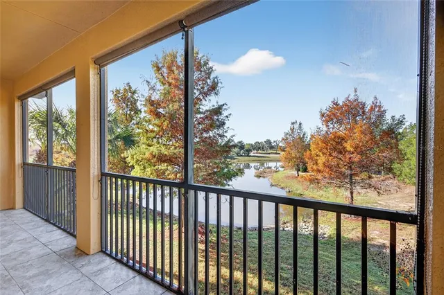 $795,000 | 7538 Divot Loop, Unit 2D, Lakewood Ranch, FL 34202