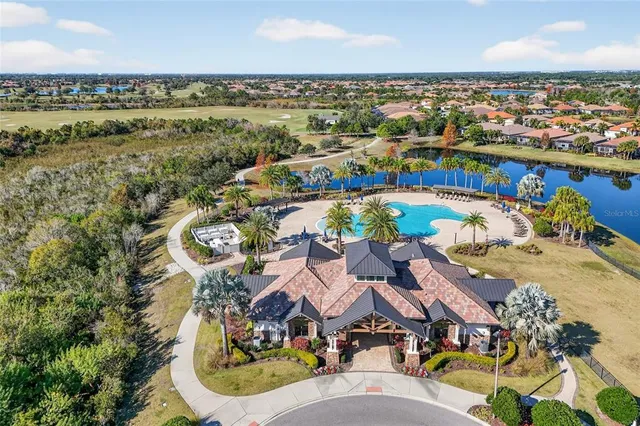 $795,000 | 7538 Divot Loop, Unit 2D, Lakewood Ranch, FL 34202