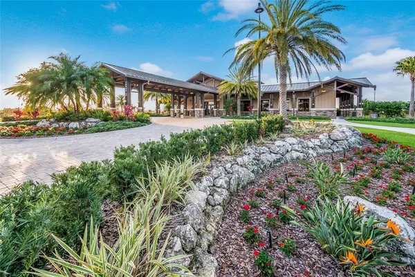 $719,000 | 7538 Divot Loop, Unit 2D, Lakewood Ranch, FL 34202