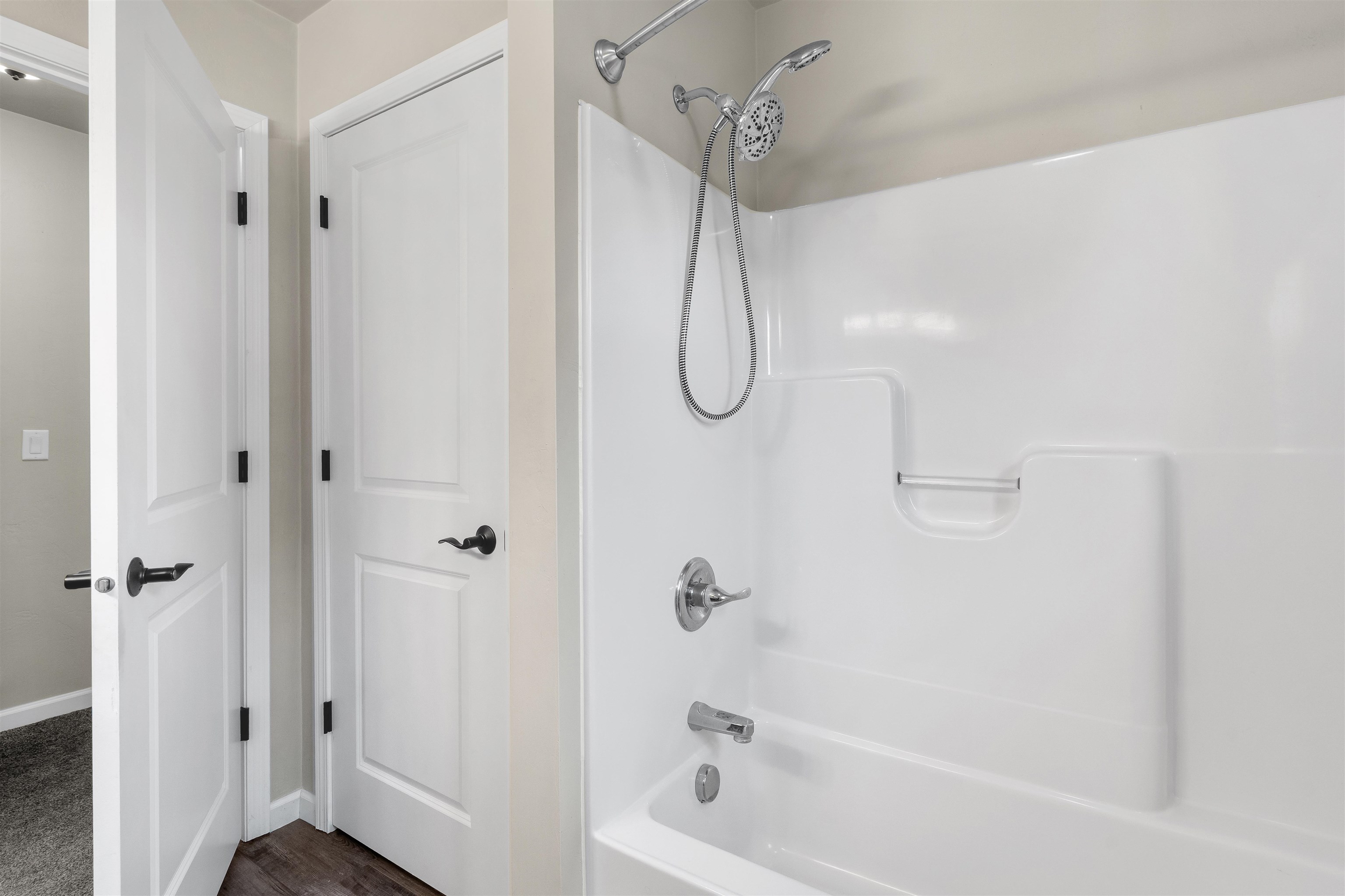 609 Creekview Lane Appleton, WI 54915 - Photo 15 of 21