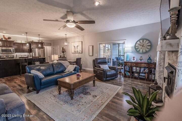 1261 Hickory Grove Road Lawrenceburg, KY 40342 - Photo 9 of 79 9