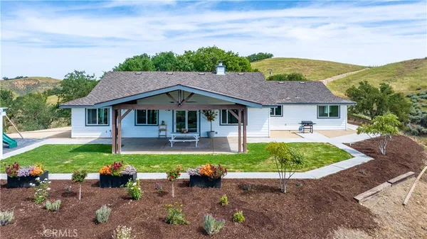 $1,150,000 | 5530 El Pharo Drive, Paso Robles, CA 93446
