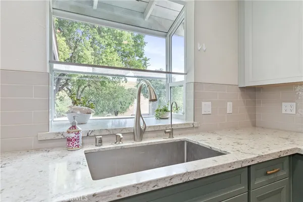 $1,150,000 | 5530 El Pharo Drive, Paso Robles, CA 93446