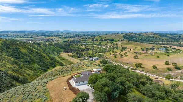 $1,150,000 | 5530 El Pharo Drive, Paso Robles, CA 93446