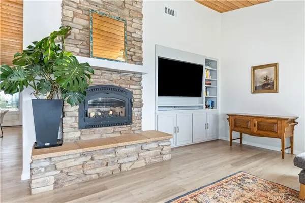 $1,150,000 | 5530 El Pharo Drive, Paso Robles, CA 93446