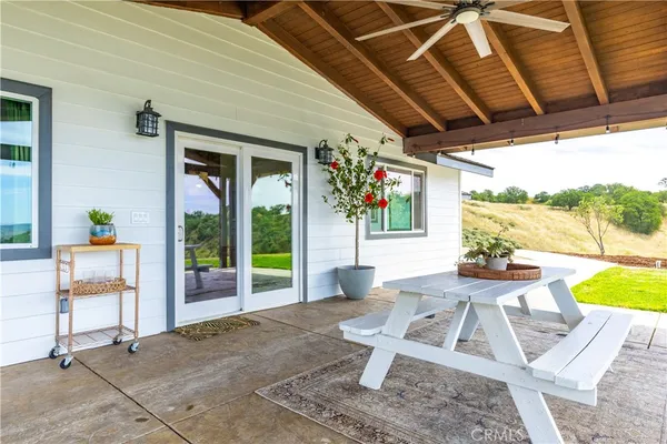 $1,150,000 | 5530 El Pharo Drive, Paso Robles, CA 93446