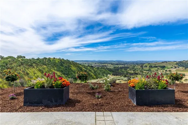 $1,150,000 | 5530 El Pharo Drive, Paso Robles, CA 93446