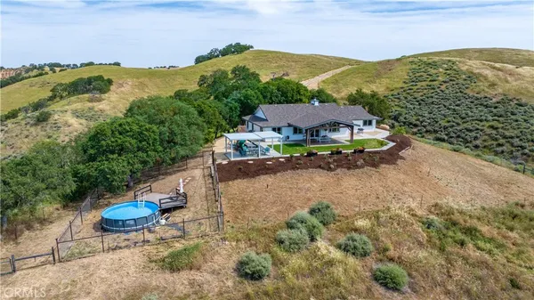 $1,150,000 | 5530 El Pharo Drive, Paso Robles, CA 93446