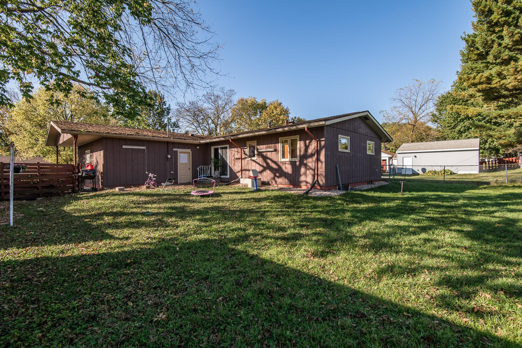 1833 34th Street Northwest Rochester, MN 55901 - Photo 2 of 27