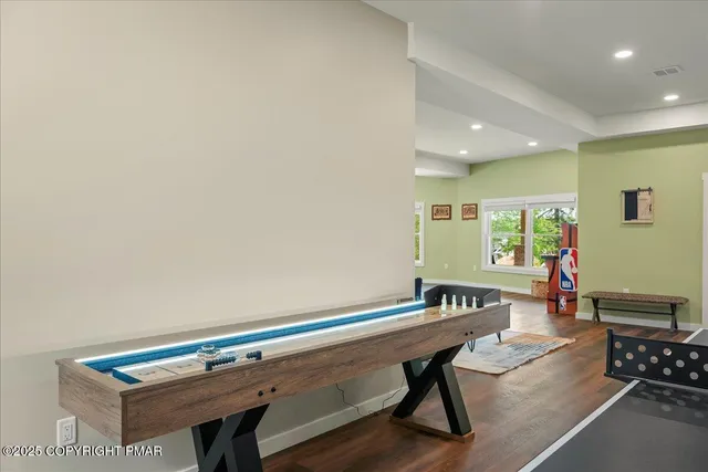 $1,999,999 | 217 South Lake Drive, Lake Harmony, PA 18624