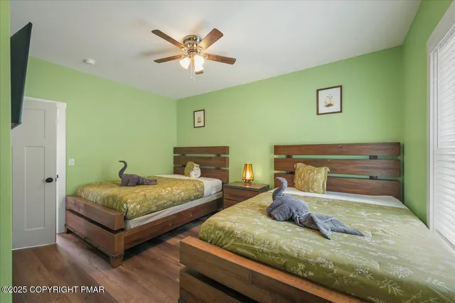 $1,999,999 | 217 South Lake Drive, Lake Harmony, PA 18624