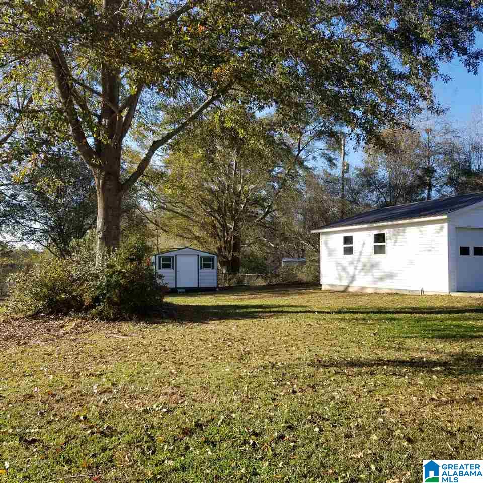 447 Bonner Street Roanoke, AL 36274 - Photo 4 of 26
