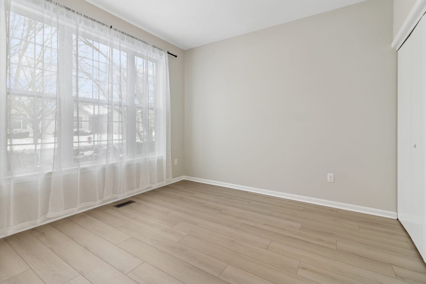 696 Wellston Lane Romeoville, IL 60446 - Photo 17 of 20