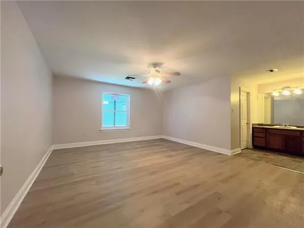 $350,000 | 421 Bear Drive, Arabi, LA 70032