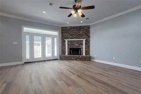 $350,000 | 421 Bear Drive, Arabi, LA 70032