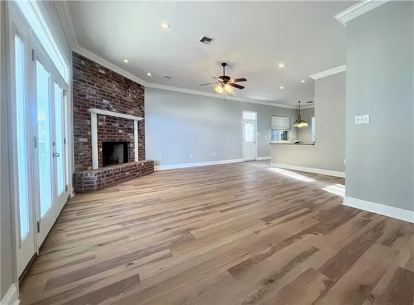 $350,000 | 421 Bear Drive, Arabi, LA 70032