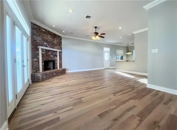 $350,000 | 421 Bear Drive, Arabi, LA 70032