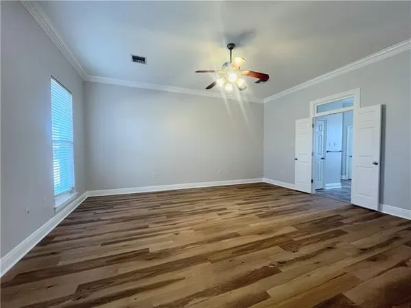 $350,000 | 421 Bear Drive, Arabi, LA 70032