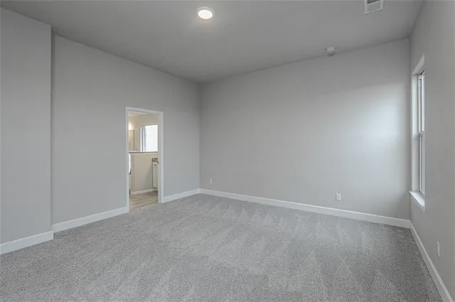 $477,000 | 8368 North Greentree Drive, Lenexa, KS 66227