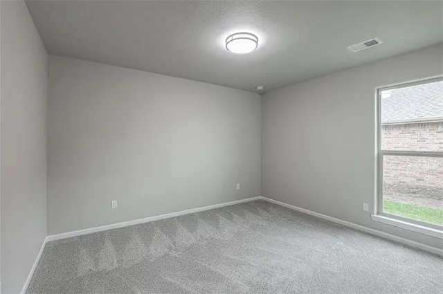 $477,000 | 8368 North Greentree Drive, Lenexa, KS 66227