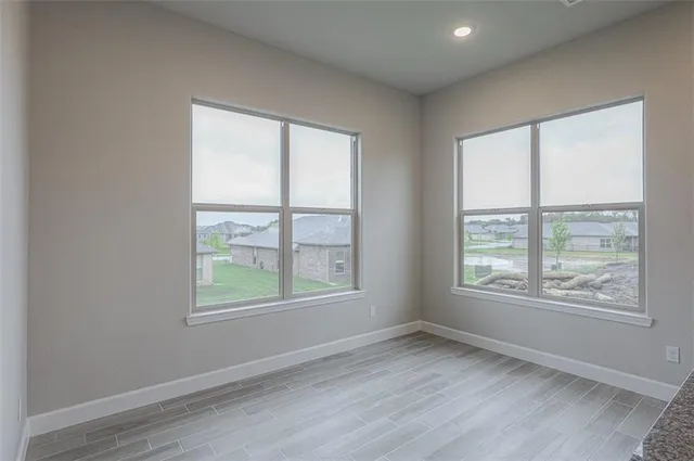 $477,000 | 8368 North Greentree Drive, Lenexa, KS 66227